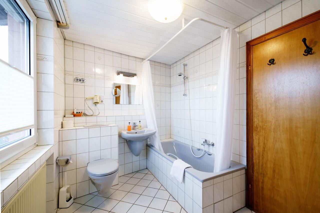Hotel Ruedesheimer Hof Rüdesheim nad Renem Zewnętrze zdjęcie